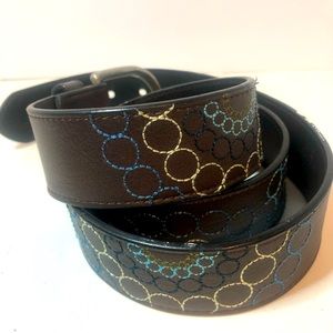 LOLO 100% Leather Belt W/ Embroidery Design Size L/XL. Some Wear.